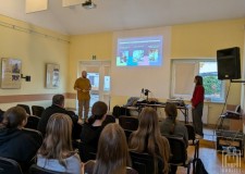 Powiększ zdjęcie Magdalena Karwat–Marek oraz Mateusz Marek podczas warsztatów